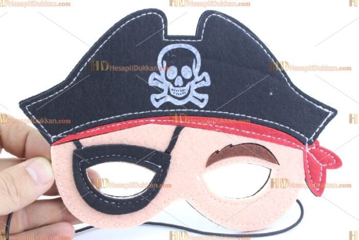 Çocuklar için maske keçe malzeme korsan figür